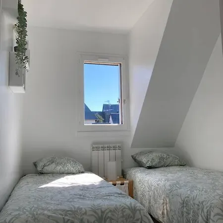 Cabourg, Appartement T2 Acces Direct Mer Exterior photo